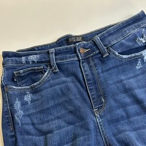 Judy Blue Skinny Fit Distressed Frayed Shark Bite‎ Hem Jeans Women's Size 11/30